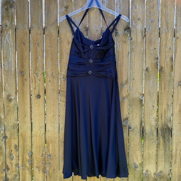 Badgley Mischka 100% Silk Midnight Blue Halter Dress Sz 6 - Picture 6 of 13